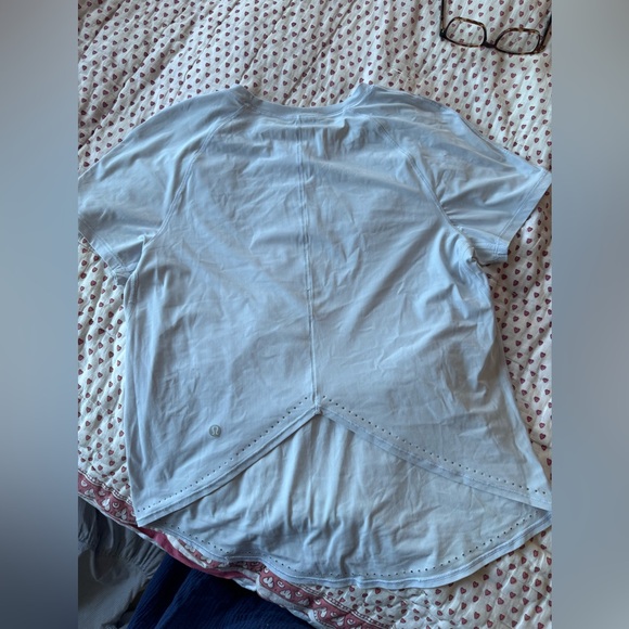 Lululemon teeshirt - Picture 2 of 2
